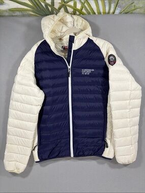 Scandinavian Explorer Navy & Cream feather down Puffer Jacket M